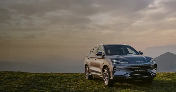 BYD SEAL U DM-i na natureza