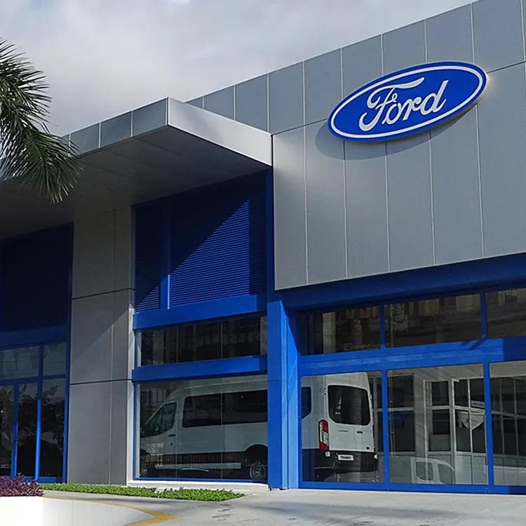 Exterior do Showroom da Robert Hudson em Angola