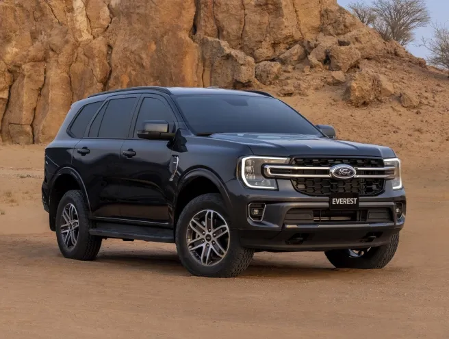 Ford Everest XlS dans le désert